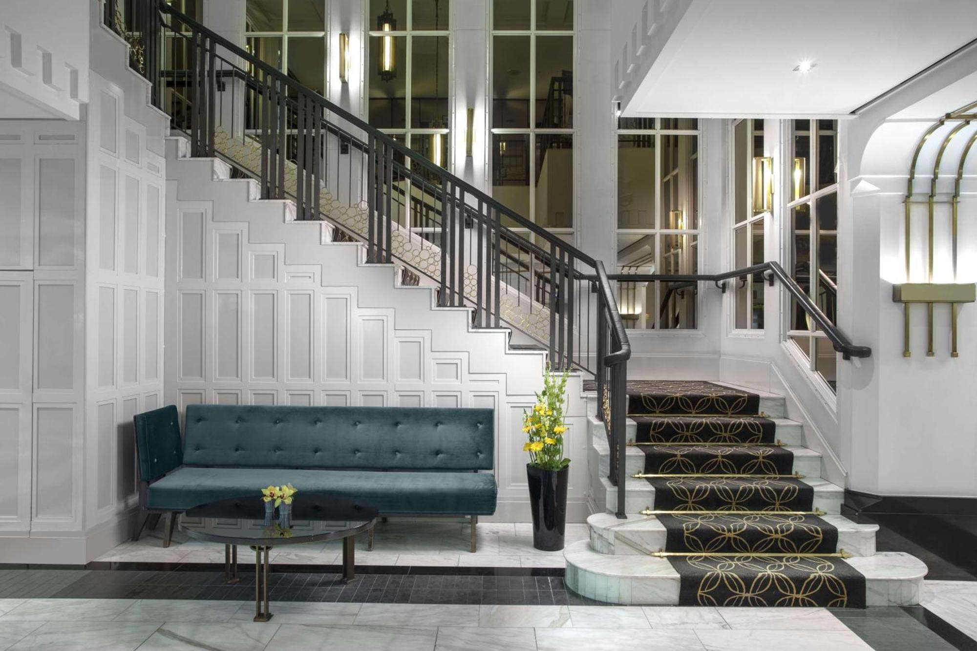 Hotell Hilton Old Town 5*